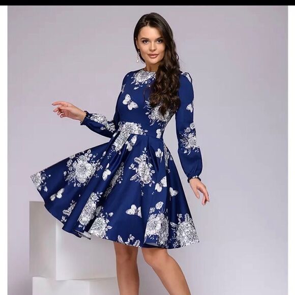 ROYAL blue flowers and butterflies print dress fit and flare NWOT - Picture 1 of 11